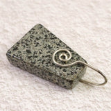 H&E社 ガーディアナイト(AZOZEO) タンブルペンダントトップ 9.0g (ID:89123)