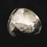 ロシア産 フェナカイト 17.5mmタンブル  鑑別書付 17.7ct (ID:89201)