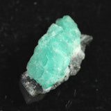 コロンビア産　エメラルド　原石 0.59g (ID:89357)