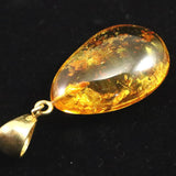 天然琥珀　バルティックアンバー 28mm ペアシェイプ ペンダントトップ 3.79g (ID:89575)