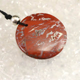 H&E社 レッドファイアアゼツライト(AZOZEO)  ディスク型 コード ペンダント 6.9g (ID:89818)