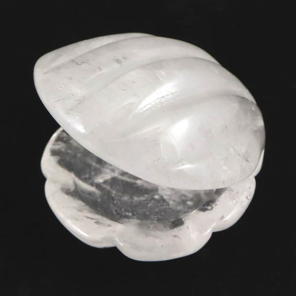 ブラジル産水晶　68mm 貝殻モチーフ 彫刻置物 161g (ID:90393)