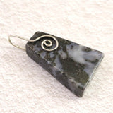 H&E社 ミスティックメルリナイト タンブルペンダントトップ 12.9g (ID:90684)