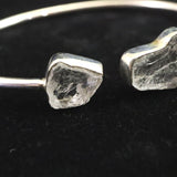 ロシア産 フェナカイト 12.5mm 原石 2石 バングル 5.36g 鑑別書付 (ID:90820)