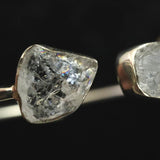 ロシア産 フェナカイト 12.5mm 原石 2石 バングル 5.36g 鑑別書付 (ID:90820)