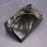隠岐の島 黒曜石 46mm原石 カット ディレクトリカード付 28.2g (ID:93110)