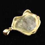 リビアンデザートグラス 26mm原石 ペンダントトップ 6.9g  (ID:94567)