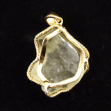 リビアンデザートグラス 26mm原石 ペンダントトップ 6.9g  (ID:94567)