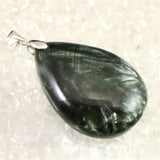 セラフィナイト クリノクロア　38mmドロップ ペンダントトップ 13.0g (ID:94893)