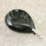 セラフィナイト クリノクロア　38mmドロップ ペンダントトップ 13.0g (ID:94893)