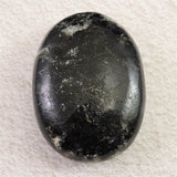 インド産 アイオライト　54mmパームストーン 83.2g (ID:95723)