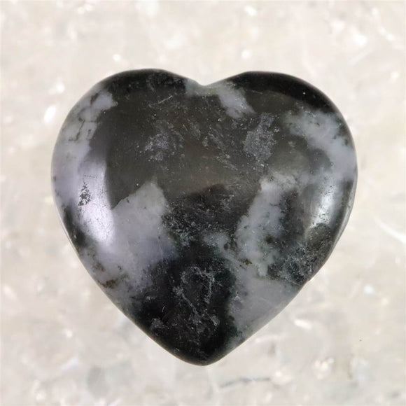 H&E社 ミスティックメルリナイト 25mmハート 証明書付 7.9g (ID:97073)