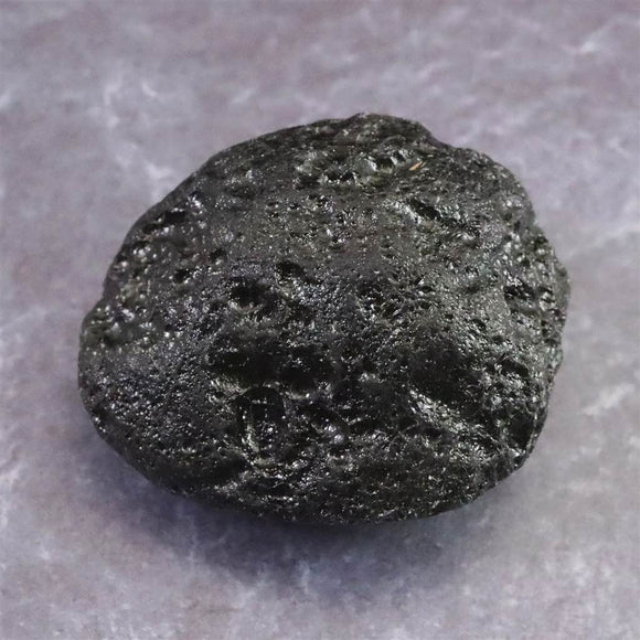 チベタンテクタイト 33mm 原石  18.4g (ID:97142)