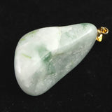 糸魚川翡翠   薄緑色　31mmフリーフォーム ペンダントトップ  12.3g (ID:97535)