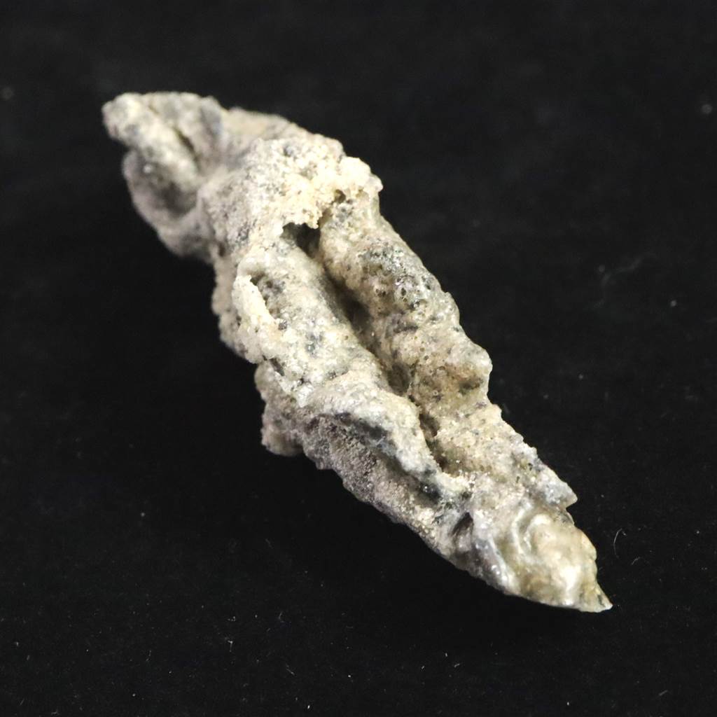 サハラ砂漠産 フルグライト 58mm原石 7.39g (ID:97568) | 榎本通商