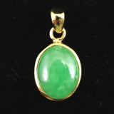 マダガスカル産 翡翠 ヒスイ 11mmオーバル ペンダントトップ 1.06g (ID:97595)