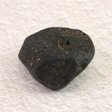 北海道 遠軽町産  黒曜石 33mm原石  20.2g (ID:98528)