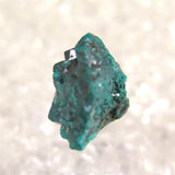 コンゴ産 ダイオプテーズ 翠銅鉱　原石 2.7g (ID:16905)
