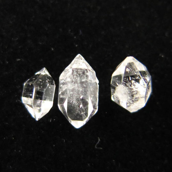 米国NY州産 ハーキマーダイヤモンド  AA＋ 原石 ３個セット 0.2g (ID:25932)