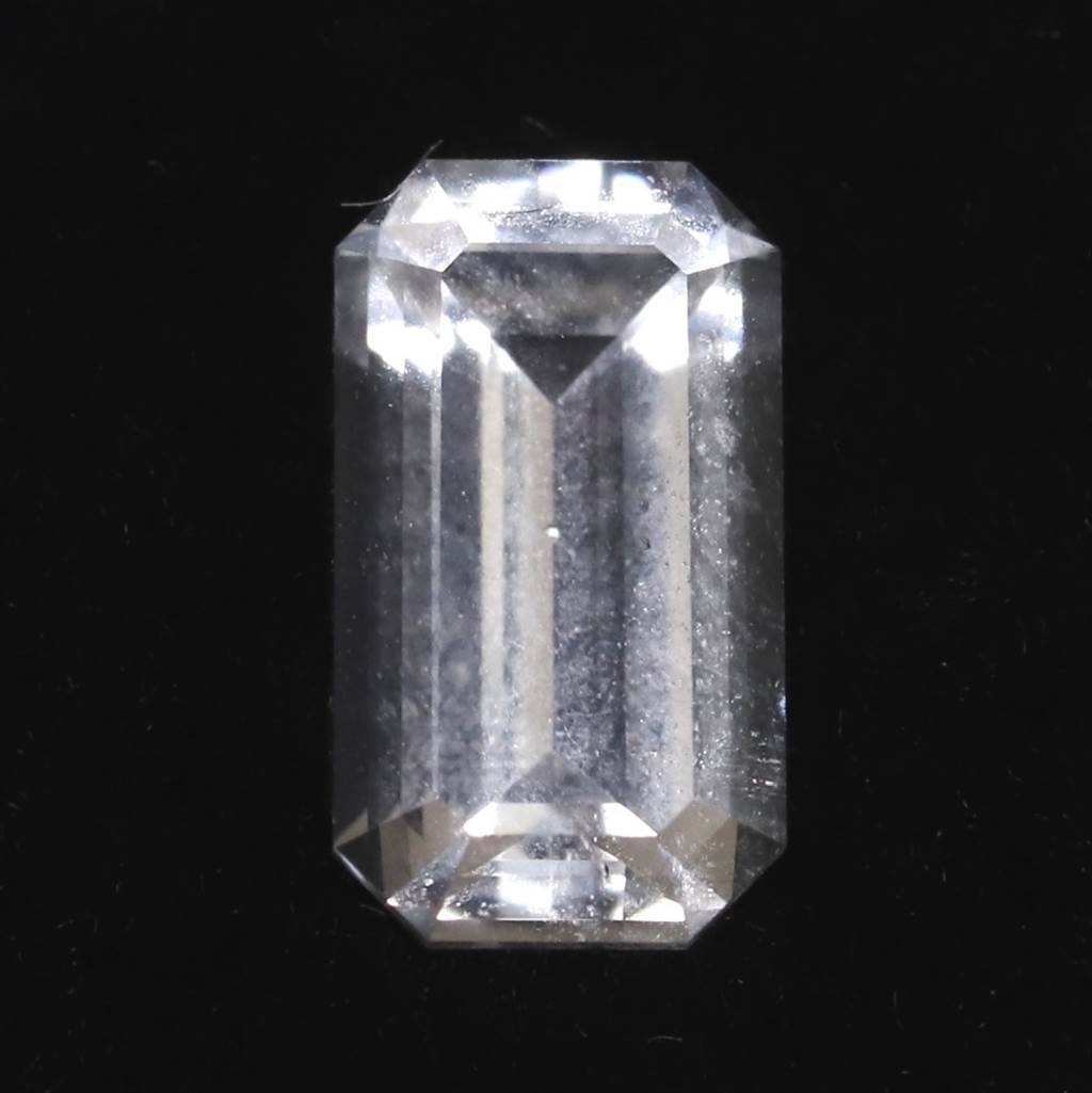 ロシア産 フェナカイト 6.1mmレクタングルカット ルース 0.55ct (ID