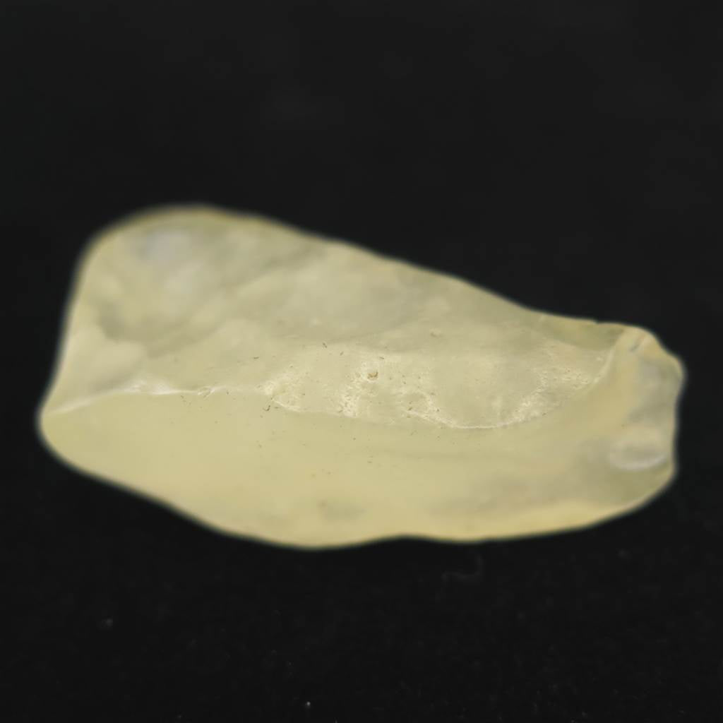 リビアンデザートグラス 原石 9.7g (ID:43913) | 榎本通商