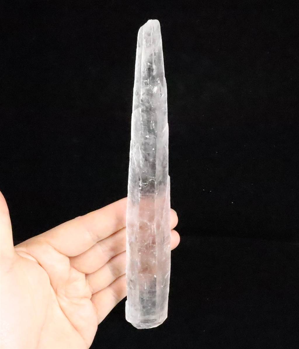 ディアマンティーナ産レーザークリスタル 200mm ポイント原石 151.1g