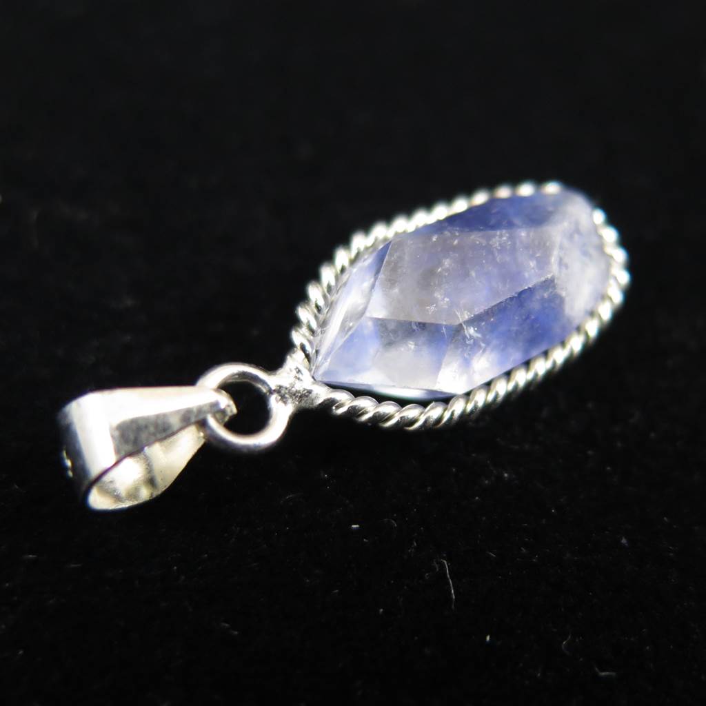 デュモルチェライトインクォーツ AAA ペンダントトップ 1.11g (ID