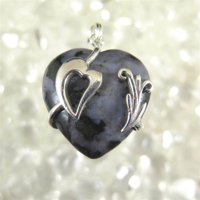 he-she-misutikkumerurinaito-