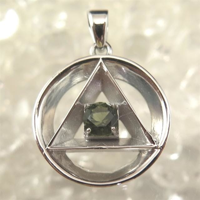 モルダバイト ファセットカット ペンダントトップ | 榎本通商
