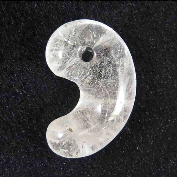✳国産天然石*最強パワー‼️100.000円以上の勾玉　黒平鉱山水晶　抜群の透過 山梨県 黒平鉱山産水晶 38mm勾玉 18.50g ディレクトリーカード付 (ID