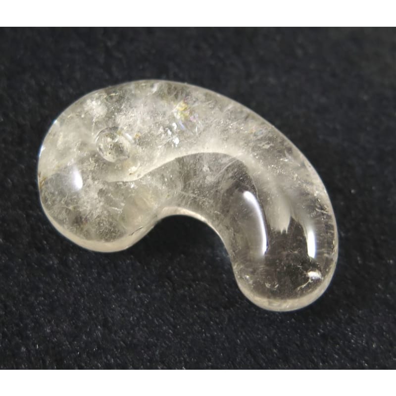 【入手困難/最強品質】虹入り☆天然水晶勾玉＊山梨県黒平産＊ 入手困難/最強品質】虹入り☆天然水晶勾玉＊山梨県黒平産