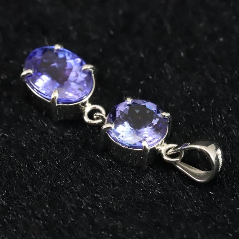 Pt900タンザナイトペンダントトップ pt900、4.0mm、タンザナイト、ペンダントトップ、 - メルカリ